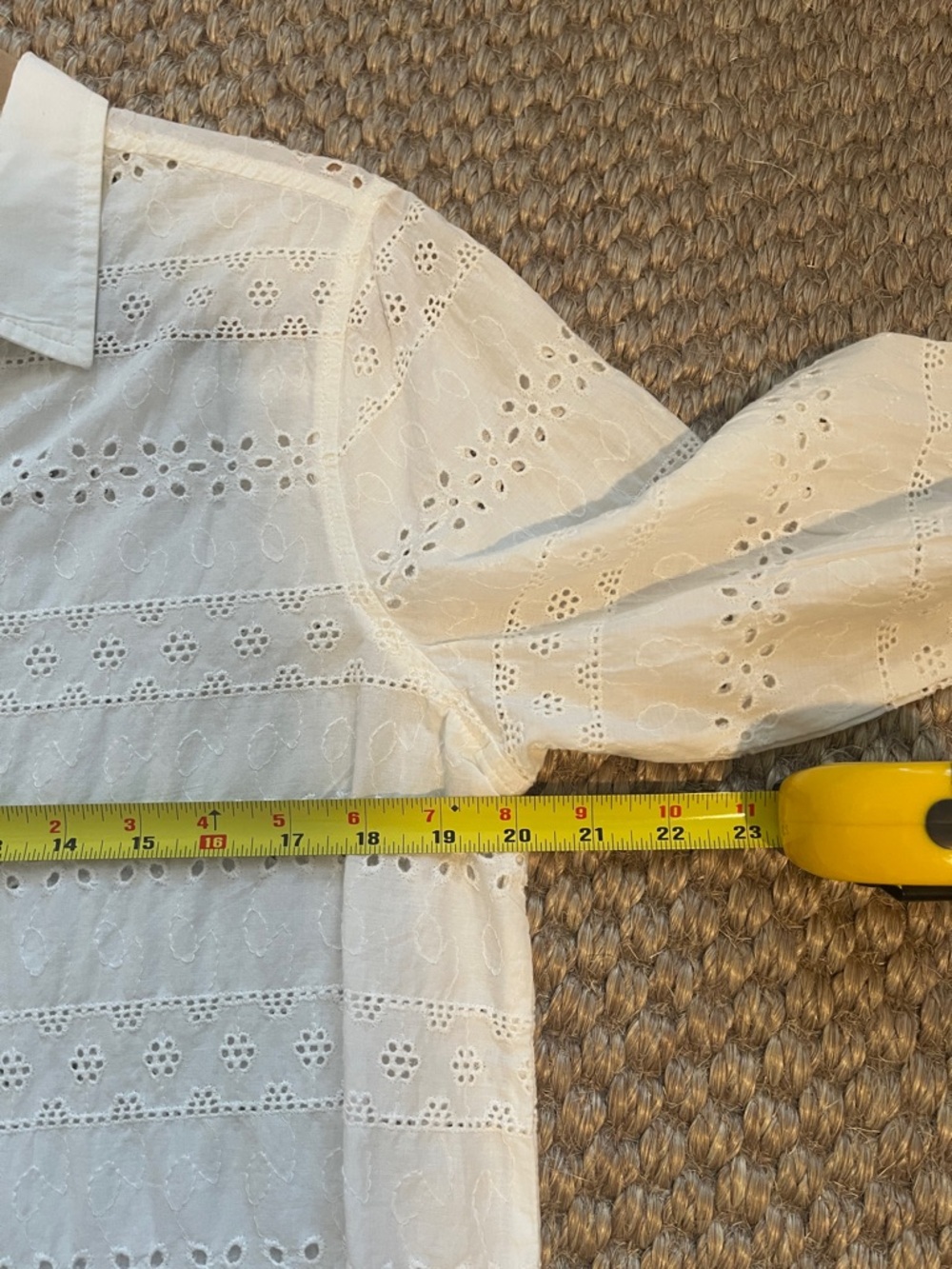 GAP Ivory Eyelet Long Sleeve Blouse - Picture 6 of 6